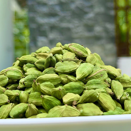 8mm Kerala green cardamom, hand-sorted - Wayanad Green Fresh
