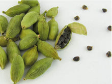 Load image into Gallery viewer, Kerala Green Cardamom, Kerala Cardamom, Big Cardamom, केरल हरी इलायची, Kerala Spices, South Indian spices
